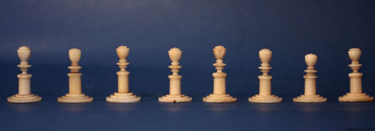 Antique Column Chess Set