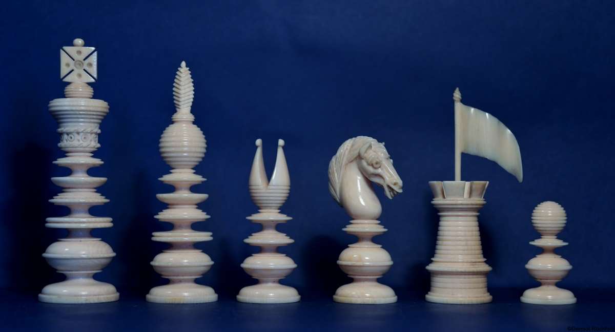 Antique Leuchars Chess Set