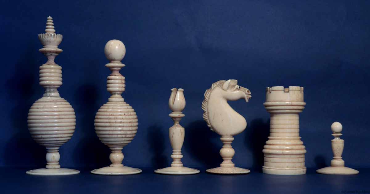 Antique English Bulbous Chess Set