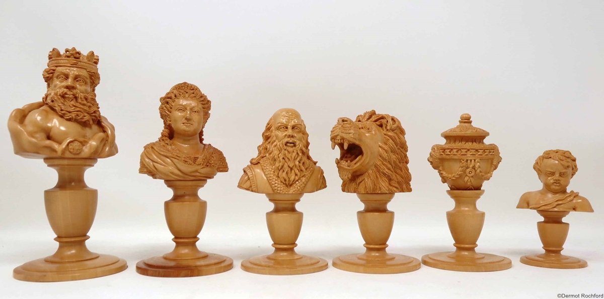 DK Bust Chess Set